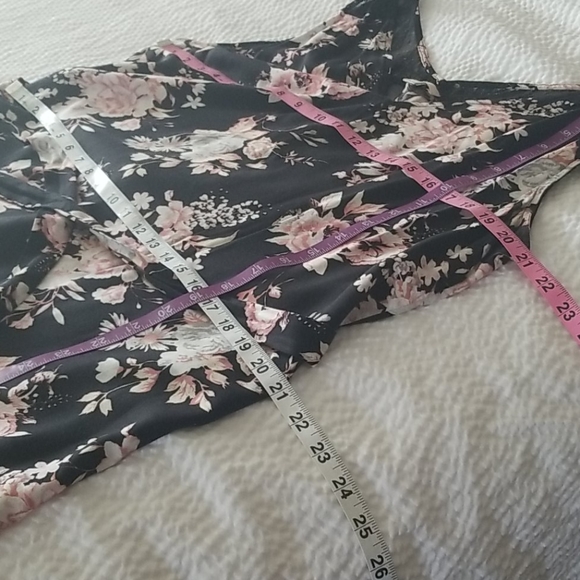 Charming Charlie Floral Dress Sz XL - Picture 6 of 7